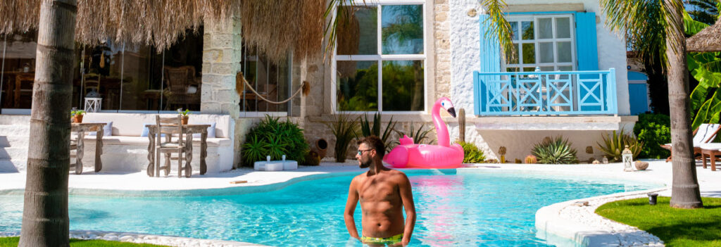 Tips for Choosing AirBNB Accommodation - Airbnb pool