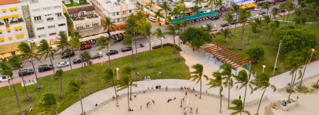 best hostels in Florida - Lummus Park Beach